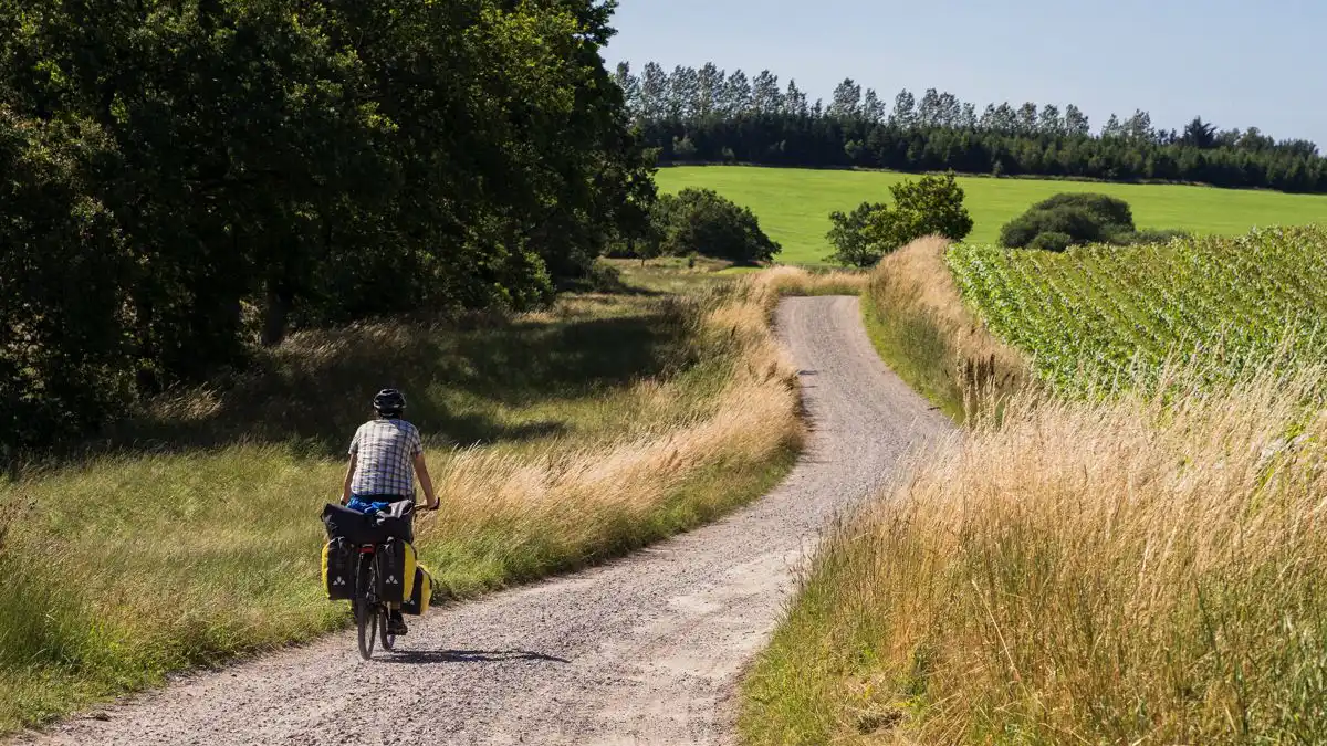Fietsers overnachten bij For Me Formidable langs de Scandibérique